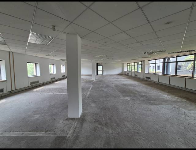 316M² OFFICE TO LET IN WOODMEAD